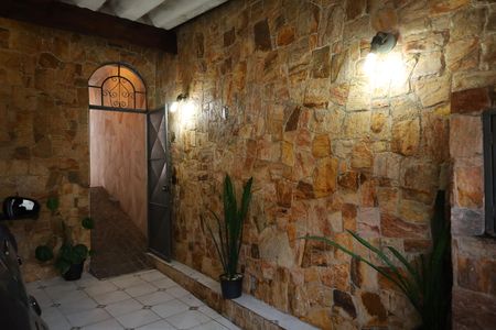 Casa à venda com 120m², 2 quartos e 2 vagasGaragem