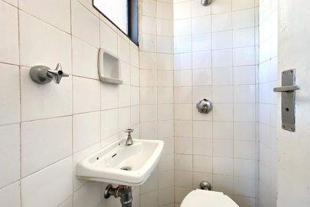 Apartamento para alugar com 128m², 3 quartos e 2 vagasBanheiro de serviço