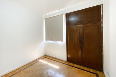 Quarto 1 de apartamento para alugar com 3 quartos, 128m² em Santo Antônio, Belo Horizonte