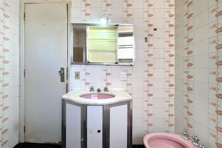 Apartamento para alugar com 128m², 3 quartos e 2 vagasBanheiro