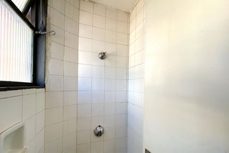 Apartamento para alugar com 128m², 3 quartos e 2 vagasBanheiro de serviço