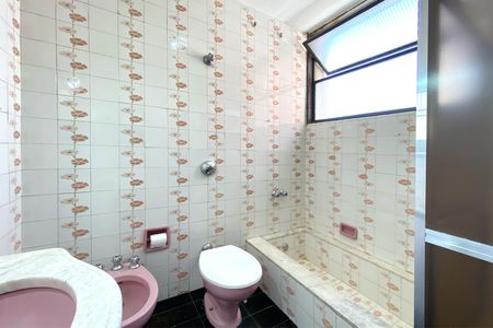 Apartamento para alugar com 128m², 3 quartos e 2 vagasBanheiro