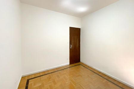 Quarto 1 de apartamento para alugar com 3 quartos, 128m² em Santo Antônio, Belo Horizonte