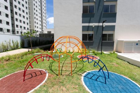 Apartamento para alugar com 36m², 2 quartos e sem vagaÁrea comum - Playground