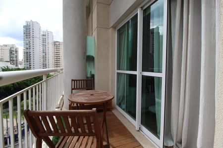Varanda de apartamento para alugar com 1 quarto, 48m² em Moema, São Paulo