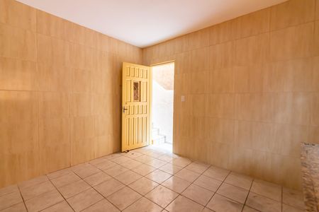 Comodo  de casa para alugar com 1 quarto, 40m² em Bussocaba, Osasco