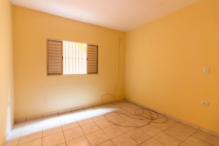 Quarto  de casa para alugar com 1 quarto, 40m² em Bussocaba, Osasco