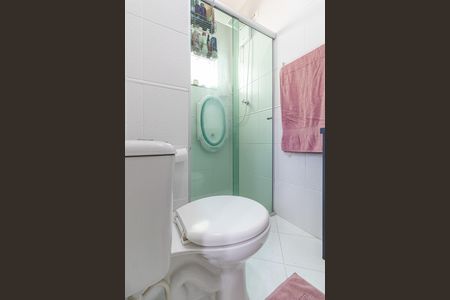 Casa de condomínio à venda com 180m², 3 quartos e 2 vagas Casa de condomínio à venda com 180m², 3 quartos e 2 vagasBanheiro Suíte 3