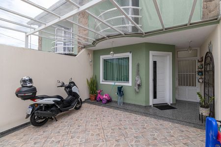 Casa de condomínio à venda com 180m², 3 quartos e 2 vagas Casa de condomínio à venda com 180m², 3 quartos e 2 vagasGaragem