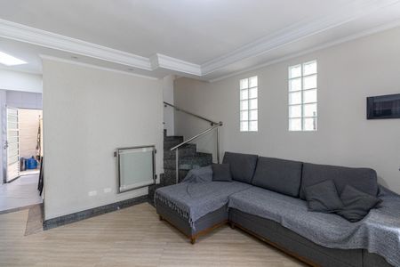 Casa de condomínio à venda com 180m², 3 quartos e 2 vagas Casa de condomínio à venda com 180m², 3 quartos e 2 vagasSala