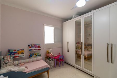 Casa de condomínio à venda com 180m², 3 quartos e 2 vagas Casa de condomínio à venda com 180m², 3 quartos e 2 vagasSuíte 2