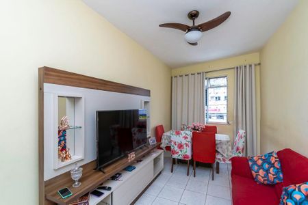 Sala de apartamento para alugar com 1 quarto, 44m² em Penha, Rio de Janeiro
