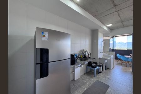 Apartamento para alugar com 82m², 2 quartos e 1 vagaCozinha e Área de Serviço