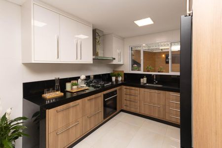 Casa de condomínio à venda com 99m², 2 quartos e 2 vagasCozinha 