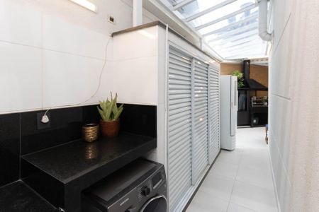 Casa de condomínio à venda com 99m², 2 quartos e 2 vagasÁrea de Serviço