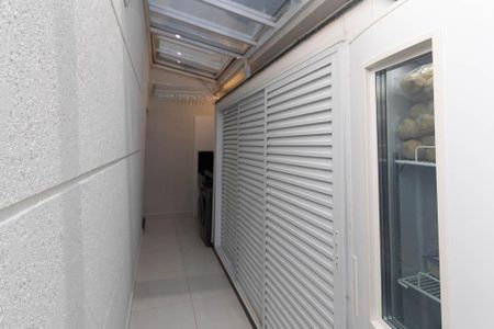 Casa de condomínio à venda com 99m², 2 quartos e 2 vagasÁrea de Serviço