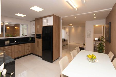 Casa de condomínio à venda com 99m², 2 quartos e 2 vagasCozinha 