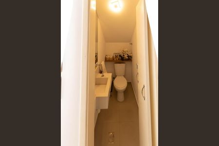 Casa de condomínio à venda com 99m², 2 quartos e 2 vagasLavabo