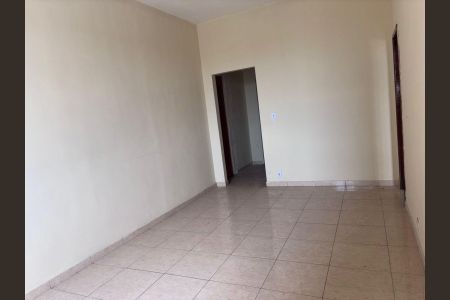 Sala de apartamento para alugar com 2 quartos, 56m² em Parque Santo Antonio, Duque de Caxias