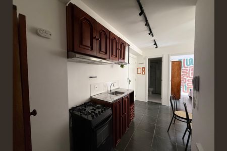 Apartamento para alugar com 34m², 2 quartos e sem vaga