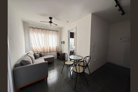 Apartamento para alugar com 34m², 2 quartos e sem vaga