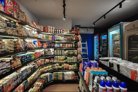 Apartamento à venda com 51m², 2 quartos e 1 vaga Apartamento à venda com 51m², 2 quartos e 1 vagaMercadinho