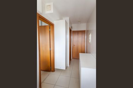 Apartamento à venda com 166m², 4 quartos e 3 vagas Apartamento à venda com 166m², 4 quartos e 3 vagasÁrea de Serviço