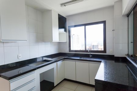 Apartamento à venda com 166m², 4 quartos e 3 vagas Apartamento à venda com 166m², 4 quartos e 3 vagasCozinha