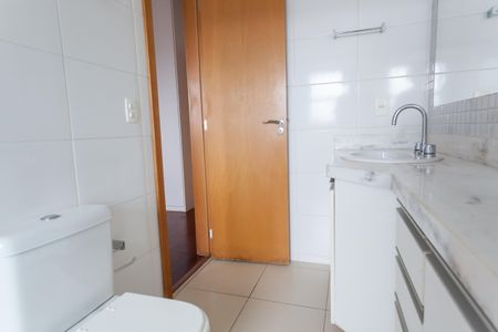Apartamento à venda com 166m², 4 quartos e 3 vagas Apartamento à venda com 166m², 4 quartos e 3 vagasBanheiro suite