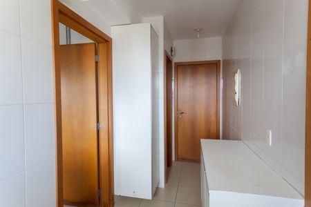Apartamento à venda com 166m², 4 quartos e 3 vagas Apartamento à venda com 166m², 4 quartos e 3 vagasÁrea de Serviço