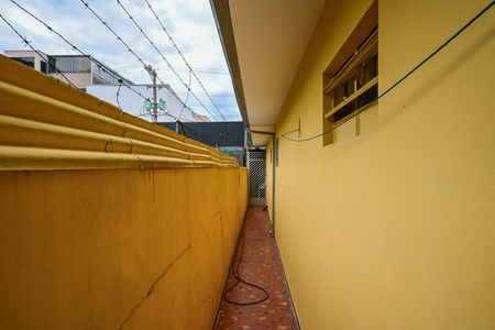 Casa à venda com 150m², 2 quartos e 2 vagasCorredor 1