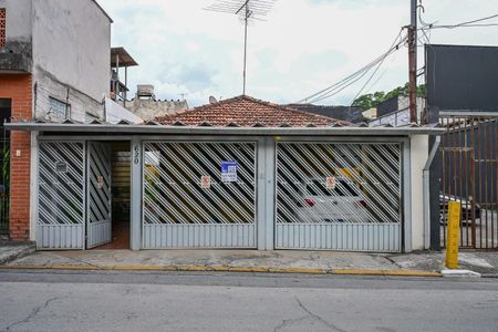 Casa à venda com 150m², 2 quartos e 2 vagasFachada
