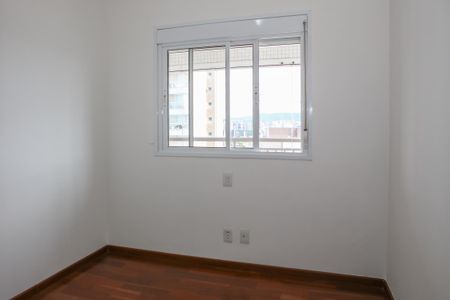 Apartamento para alugar com 77m², 2 quartos e 2 vagasQuarto