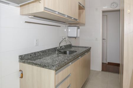 Apartamento para alugar com 77m², 2 quartos e 2 vagasCozinha