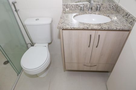 Apartamento para alugar com 77m², 2 quartos e 2 vagasBanheiro Social
