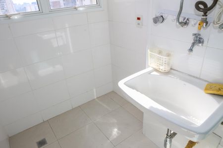 Apartamento para alugar com 77m², 2 quartos e 2 vagasÁrea de Serviço