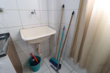 Apartamento para alugar com 48m², 2 quartos e 1 vagaCozinha e Área de Serviço