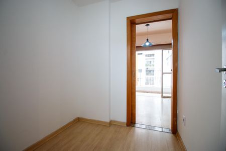 Apartamento para alugar com 92m², 2 quartos e 1 vaga Apartamento para alugar com 92m², 2 quartos e 1 vagaQuarto de Serviço