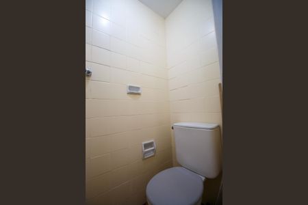 Apartamento para alugar com 92m², 2 quartos e 1 vaga Apartamento para alugar com 92m², 2 quartos e 1 vagaBanheiro de Serviço