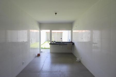 Casa à venda com 104m², 2 quartos e 2 vagasCozinha