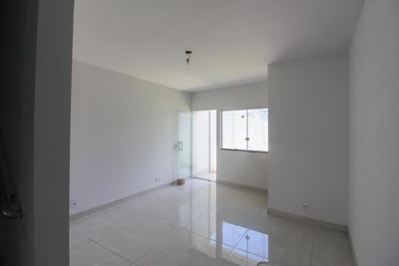 Sala de casa à venda com 2 quartos, 104m² em Glória, Belo Horizonte