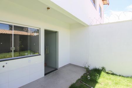 Casa à venda com 104m², 2 quartos e 2 vagasÁrea de Serviço