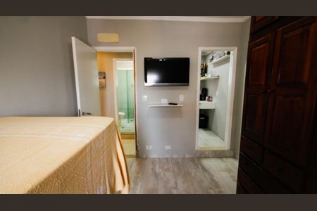 Apartamento para alugar com 253m², 3 quartos e 1 vaga Apartamento para alugar com 253m², 3 quartos e 1 vagaSuíte 2
