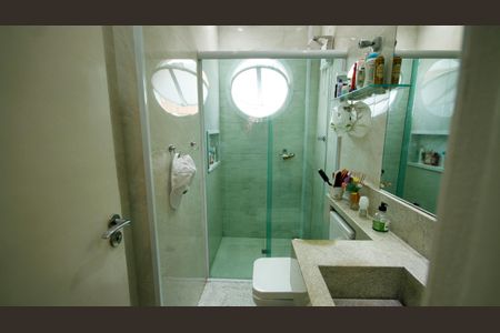 Apartamento para alugar com 253m², 3 quartos e 1 vaga Apartamento para alugar com 253m², 3 quartos e 1 vagaBanheiro da Suíte 1