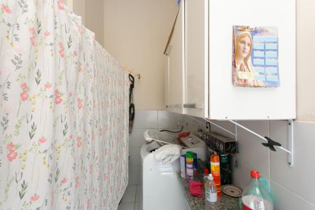 Casa de condomínio à venda com 65m², 2 quartos e 1 vaga Casa de condomínio à venda com 65m², 2 quartos e 1 vagaÁrea de Serviço