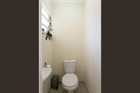 Casa de condomínio à venda com 65m², 2 quartos e 1 vaga Casa de condomínio à venda com 65m², 2 quartos e 1 vagaLavabo