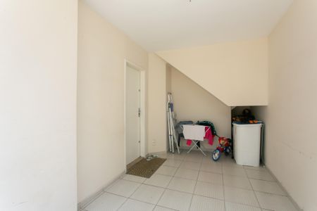 Casa de condomínio à venda com 65m², 2 quartos e 1 vaga Casa de condomínio à venda com 65m², 2 quartos e 1 vagaGaragem