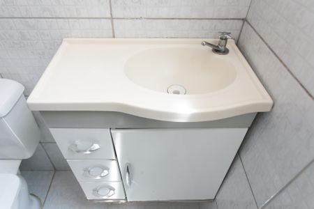 Casa de condomínio à venda com 65m², 2 quartos e 1 vaga Casa de condomínio à venda com 65m², 2 quartos e 1 vagaBanheiro - Detalhe