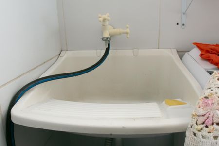 Casa de condomínio à venda com 65m², 2 quartos e 1 vaga Casa de condomínio à venda com 65m², 2 quartos e 1 vagaÁrea de Serviço - Tanque