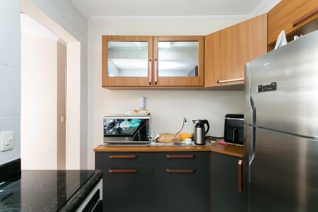 Casa de condomínio à venda com 65m², 2 quartos e 1 vaga Casa de condomínio à venda com 65m², 2 quartos e 1 vagaCozinha